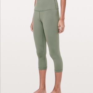 Lululemon Wunder Under Crop Leggings